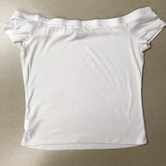 U 2 B women’s off shoulder top - Picture 9 of 10